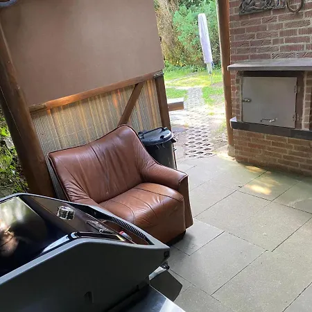 Holiday home Haus Loewe - Komplettes Am Badesee *