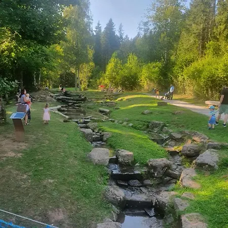 Haus Loewe - Komplettes Am Badesee