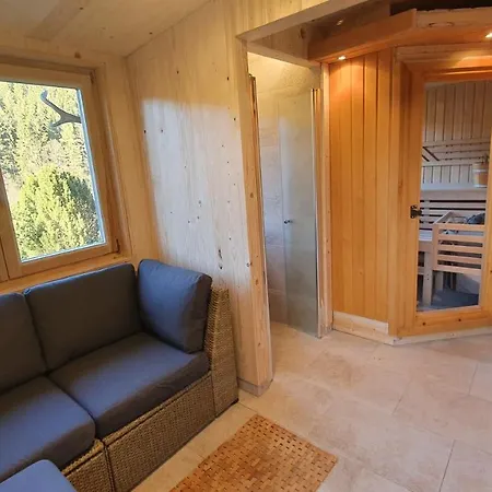 Haus Loewe - Komplettes Am Badesee