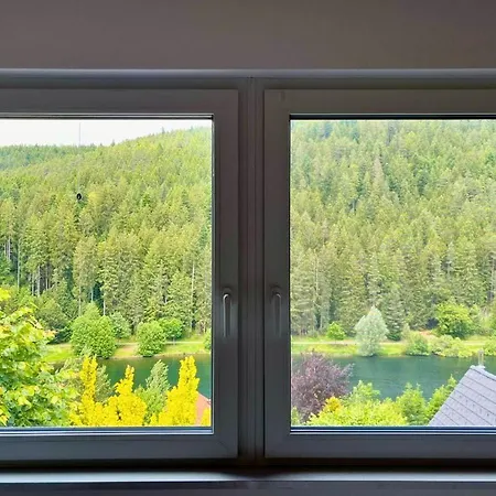 Haus Loewe - Komplettes Am Badesee