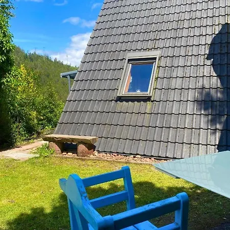 Holiday home Haus Loewe - Komplettes Am Badesee *